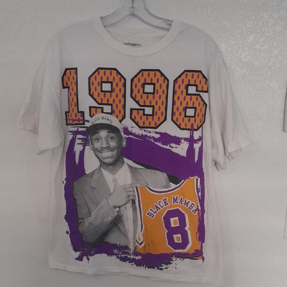 Vintage 1996 Kobe Graphic T-Shirt with Purple Accents